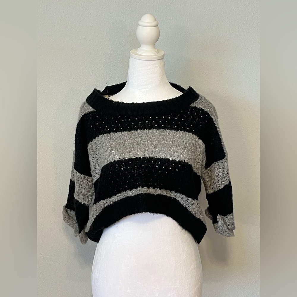 Stylish Black and Gray Women's Sweater